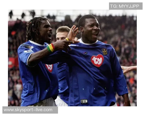 布莱克本与冈本的精彩对决揭示足球战术的博弈与激情